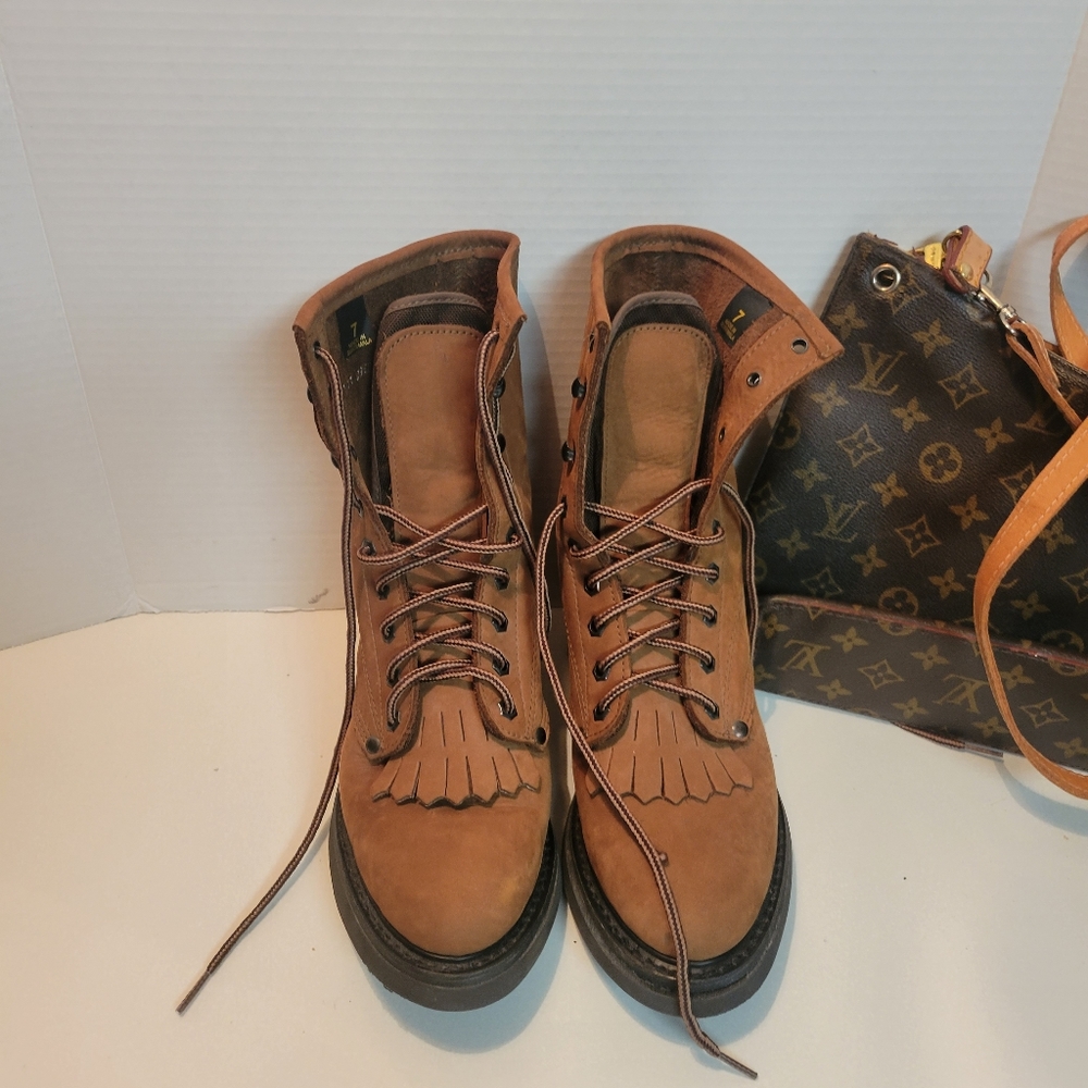 RHINO LEATHER BOOTS 👢
